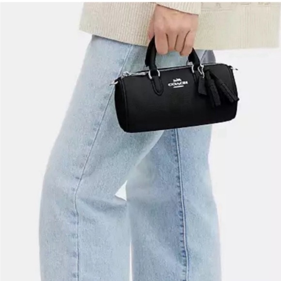 ❤️❤️❤️Coach mini Lacey crossbody/handbag+mini tassel charm❤️❤️❤️ - Picture 8 of 14